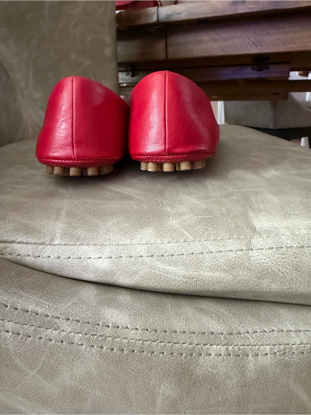 Gucci Red Leather Web-Strap Ballet Flats - Picture 6 of 9